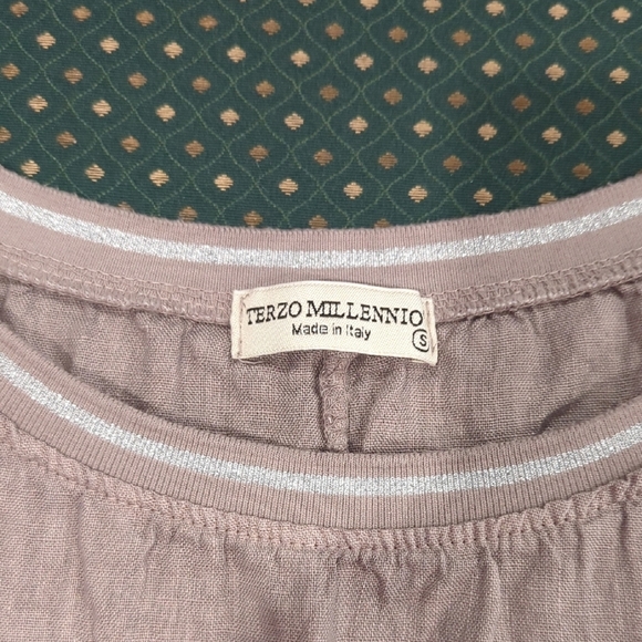 Linen Top From Italy - Picture 1 of 4